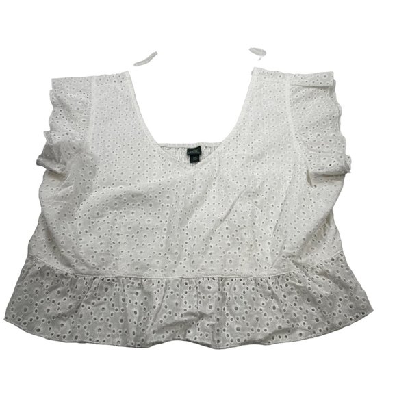 wild fable Tops - Wild Fable Women's Size XXL V-Neck Floral Bohemian Top White New With Tags